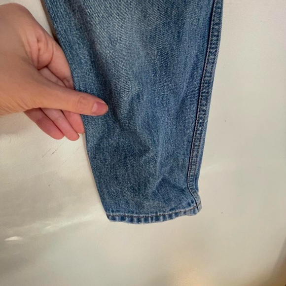 Zara distressed high waisted tapered leg blue jeans. - Picture 5 of 5